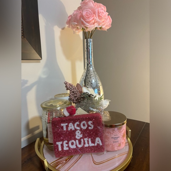 Beaded Coin Pouch - Picture 2 of 7